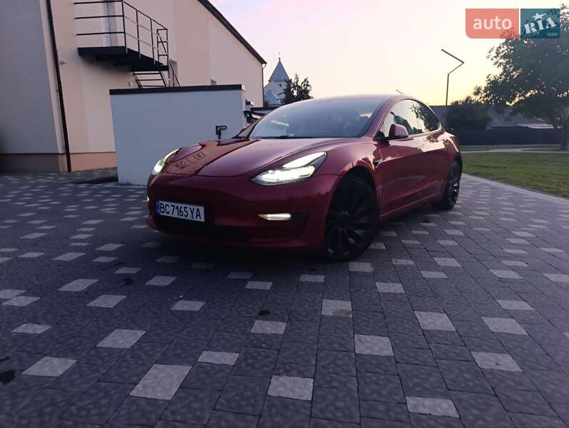 Седан Tesla Model 3 2021 в Львове фото 12 Седан Tesla Model 3 2021 в Львове