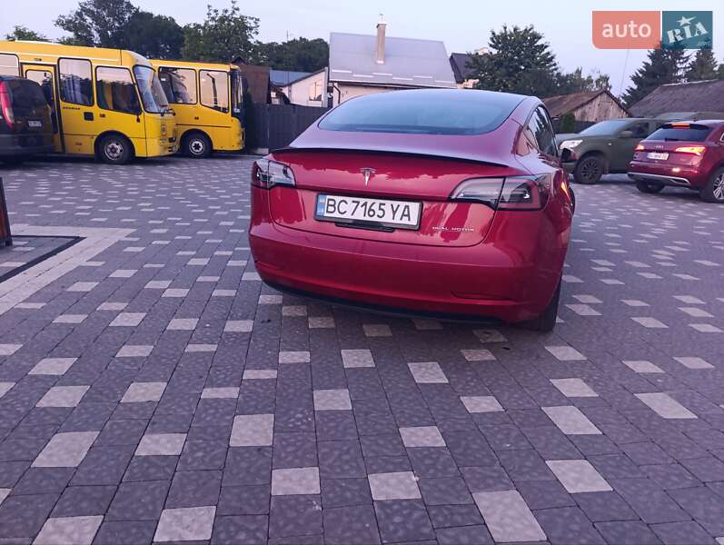 Седан Tesla Model 3 2021 в Львове фото 35 Седан Tesla Model 3 2021 в Львове