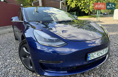 Седан Tesla Model 3 2019 в 