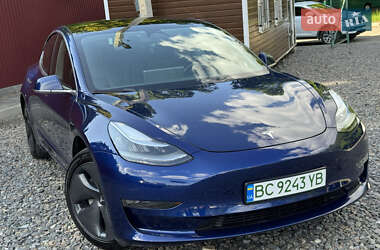 Седан Tesla Model 3 2019 в 