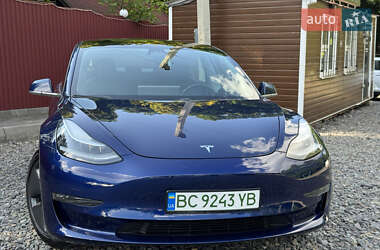 Седан Tesla Model 3 2019 в 