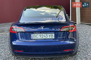 Седан Tesla Model 3 2019 в 