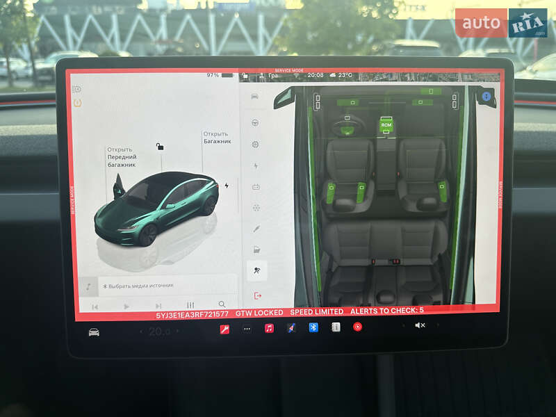 Седан Tesla Model 3 2024 в Хмельницком