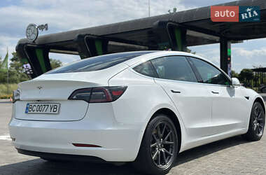 Седан Tesla Model 3 2019 в 