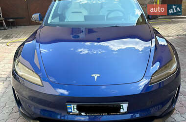 Седан Tesla Model 3 2024 в Львове