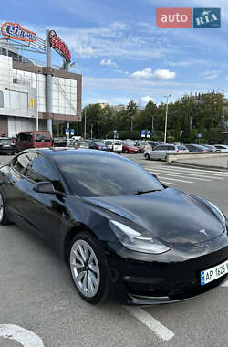 Седан Tesla Model 3 2021 в Днепре