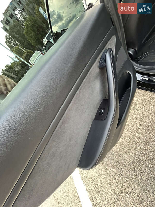 Седан Tesla Model 3 2021 в Днепре