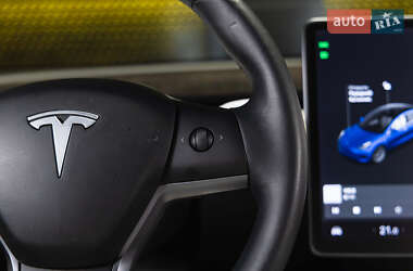 Седан Tesla Model 3 2019 в 