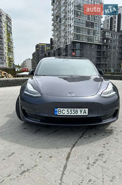 Седан Tesla Model 3 2019 в 