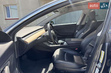 Седан Tesla Model 3 2018 в 