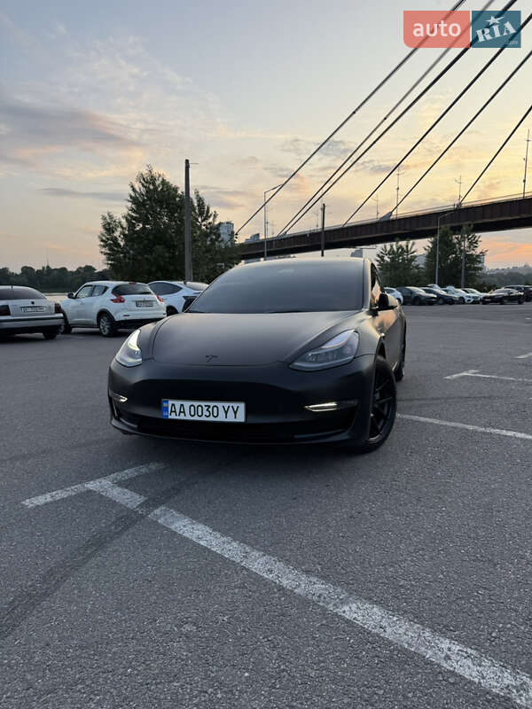 Седан Tesla Model 3 2022 в Киеве фото 2 Седан Tesla Model 3 2022 в Киеве