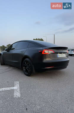 Седан Tesla Model 3 2022 в Киеве фото 4 Седан Tesla Model 3 2022 в Киеве