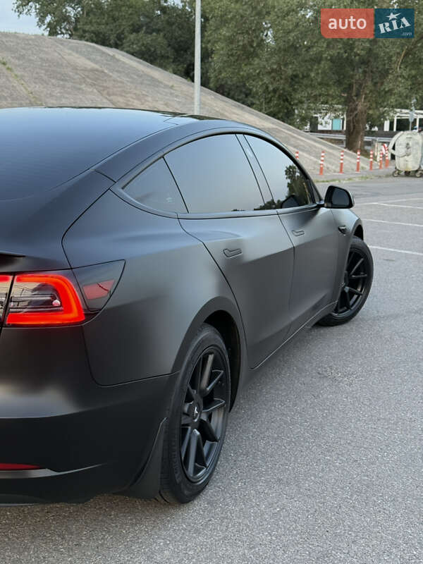 Седан Tesla Model 3 2022 в Киеве фото 6 Седан Tesla Model 3 2022 в Киеве