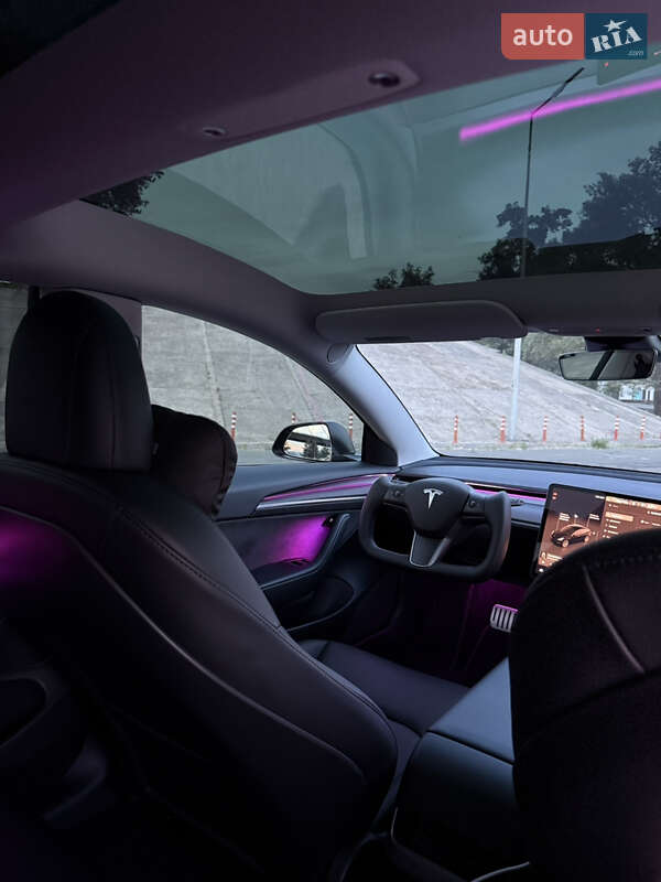 Седан Tesla Model 3 2022 в Киеве фото 15 Седан Tesla Model 3 2022 в Киеве