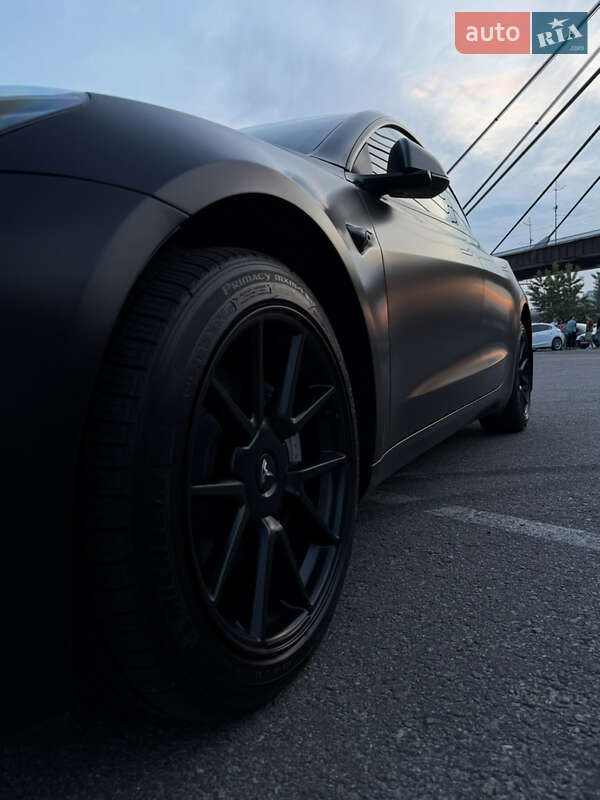 Седан Tesla Model 3 2022 в Киеве фото 19 Седан Tesla Model 3 2022 в Киеве