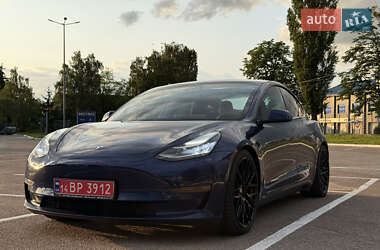 Седан Tesla Model 3 2019 в Житомирі