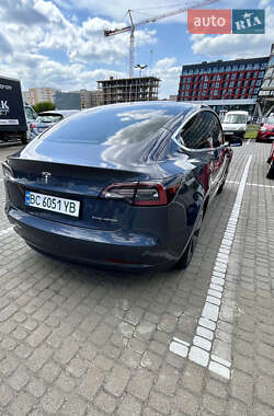 Седан Tesla Model 3 2018 в 