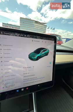 Седан Tesla Model 3 2018 в 