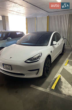 Седан Tesla Model 3 2018 в 
