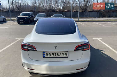 Седан Tesla Model 3 2018 в 