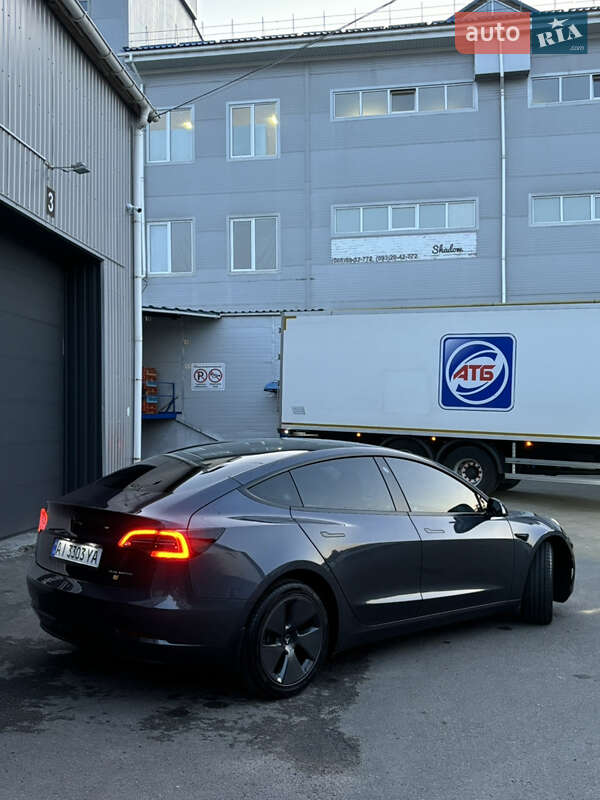 Седан Tesla Model 3 2023 в Белой Церкви
