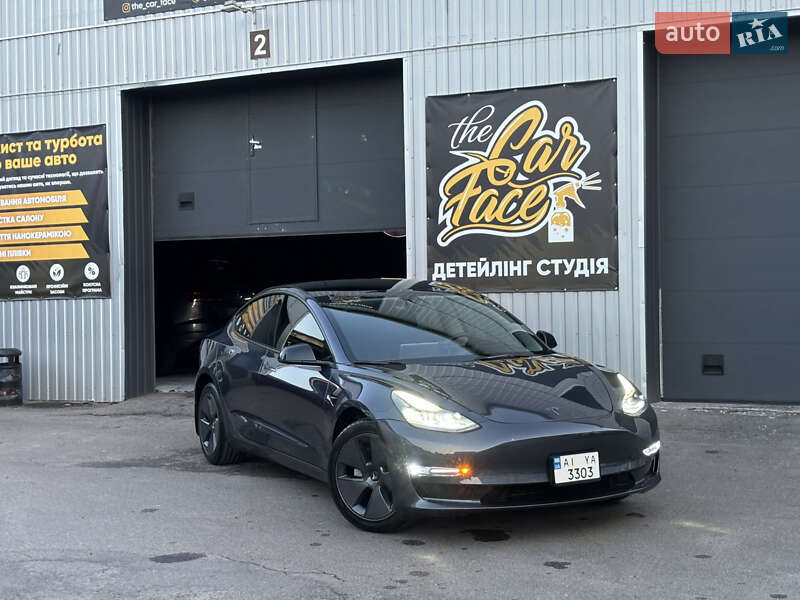 Седан Tesla Model 3 2023 в Белой Церкви