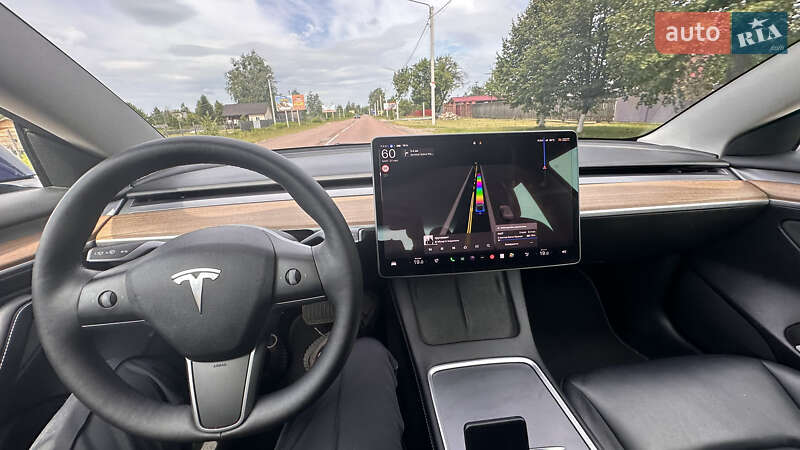 Седан Tesla Model 3 2022 в Києві