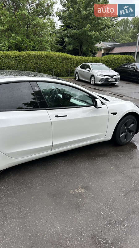 Седан Tesla Model 3 2021 в Днепре
