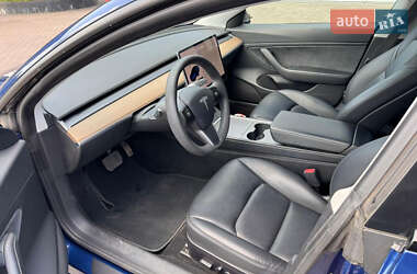 Седан Tesla Model 3 2020 в 