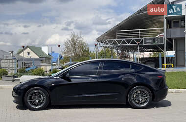 Седан Tesla Model 3 2018 в 