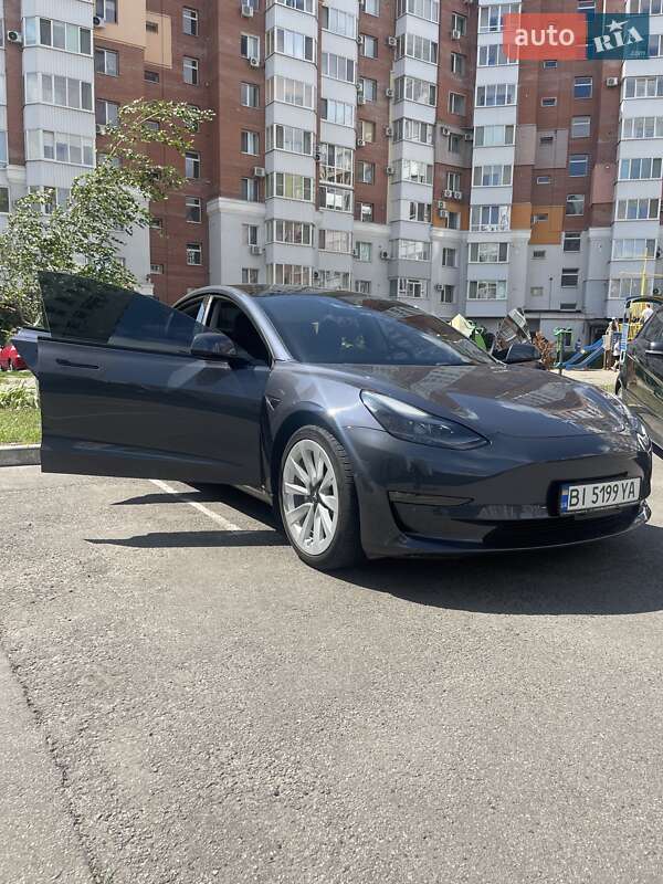 Седан Tesla Model 3 2022 в Полтаве