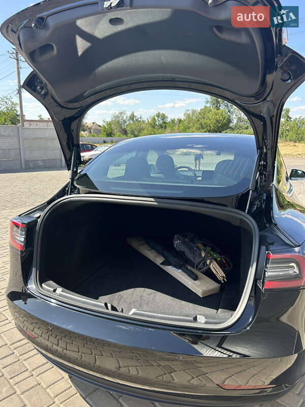 Седан Tesla Model 3 2020 в Кривом Роге фото 2 Седан Tesla Model 3 2020 в Кривом Роге