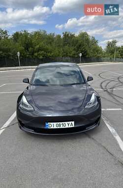 Седан Tesla Model 3 2021 в 