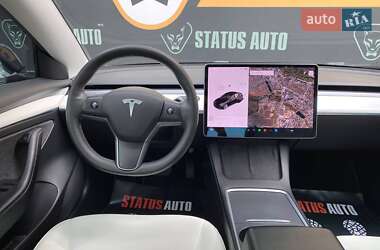 Седан Tesla Model 3 2021 в 