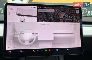 Седан Tesla Model 3 2021 в 