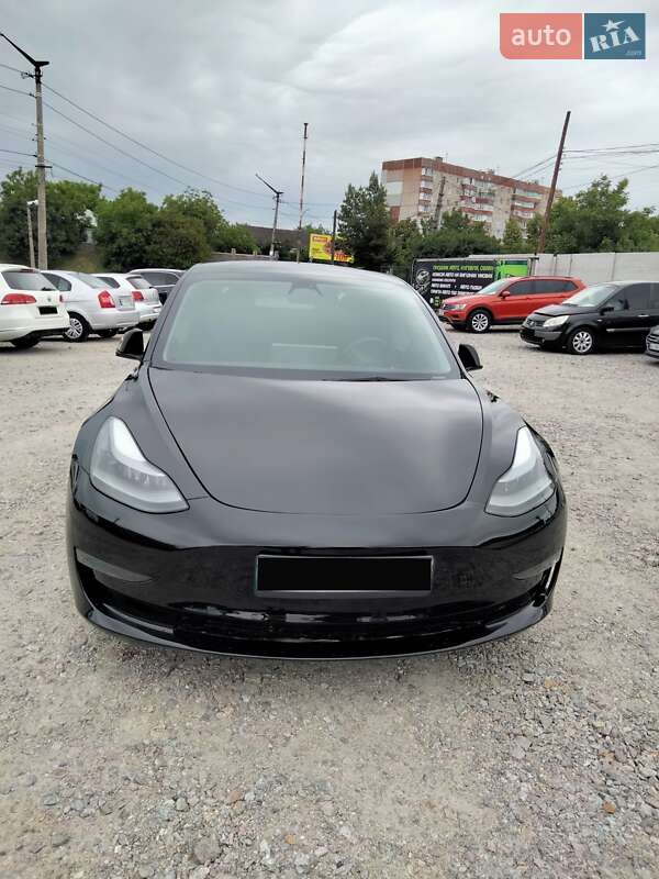 Седан Tesla Model 3 2023 в Белой Церкви