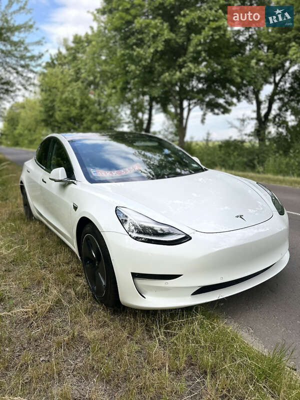 Tesla Model 3 2020 Tesla Model 3 2020