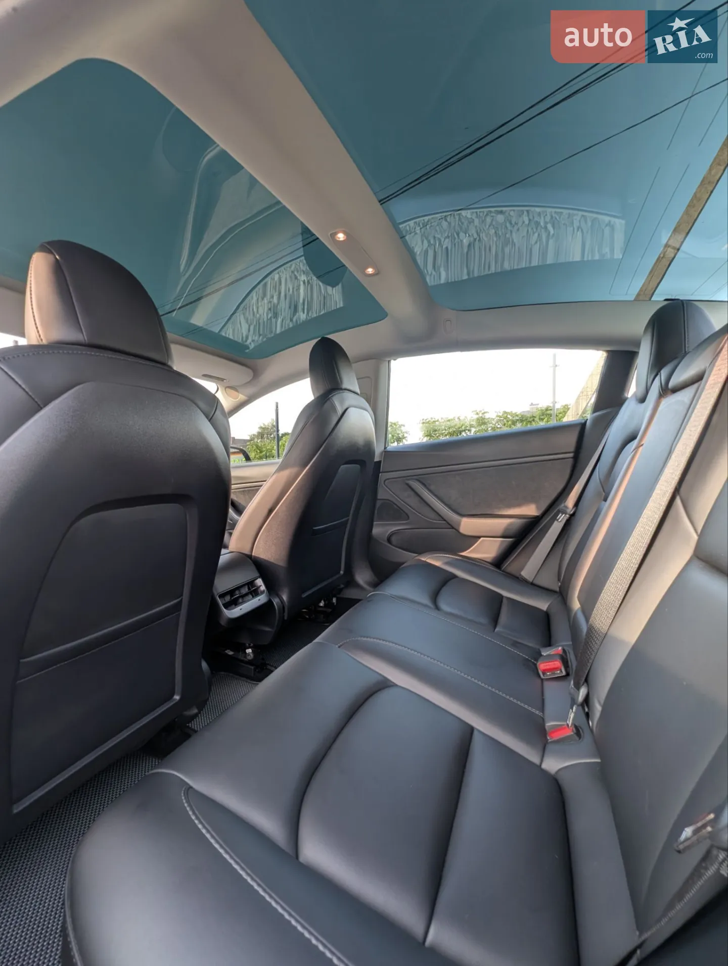 2020 Tesla Model 3 - мініатюра 8