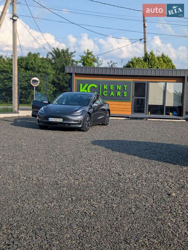 Седан Tesla Model 3 2020 в Луцьку