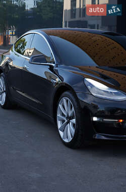 Седан Tesla Model 3 2018 в 