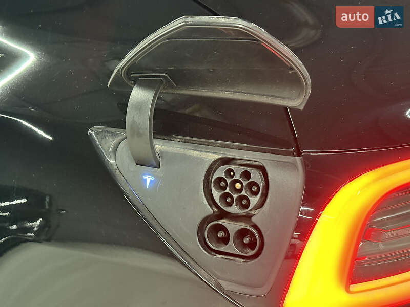 Седан Tesla Model 3 2019 в Владимире