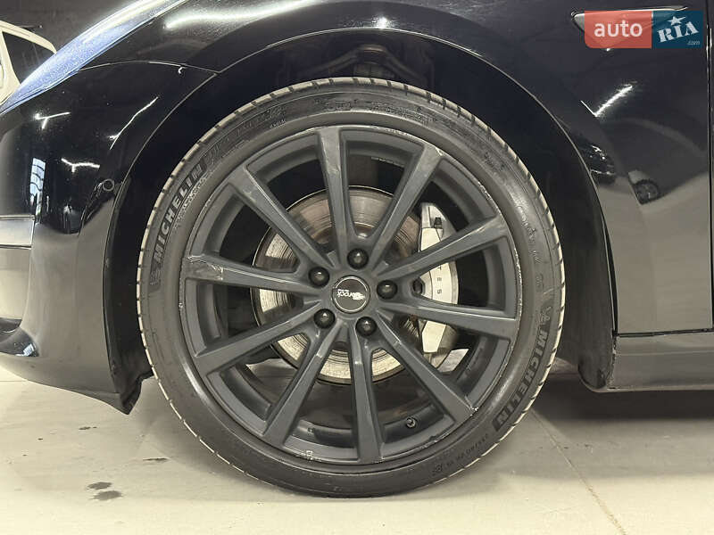 Седан Tesla Model 3 2019 в Владимире