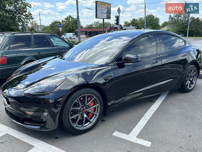 Tesla Model 3 2021