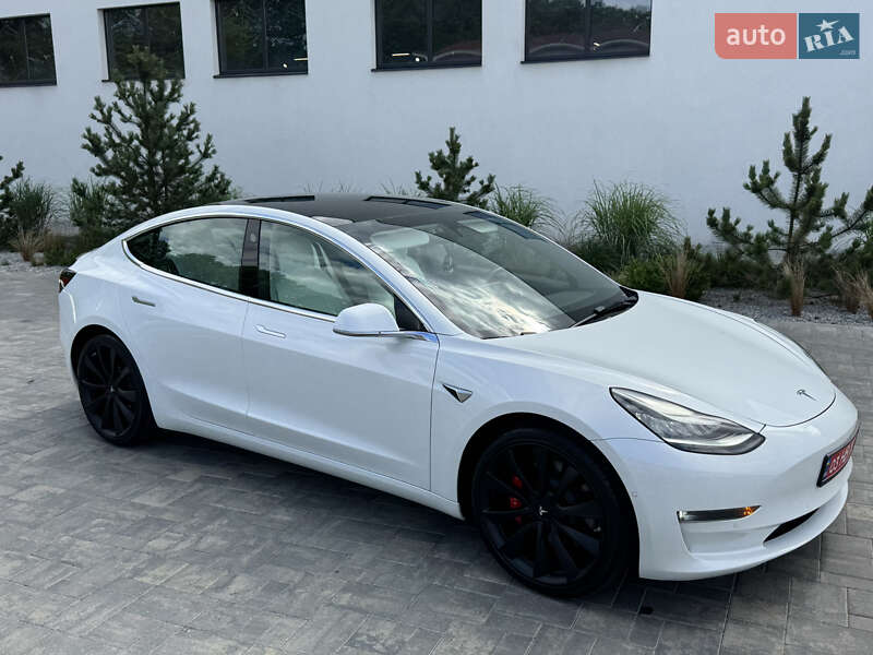 Седан Tesla Model 3 2019 в Луцке фото 11 Седан Tesla Model 3 2019 в Луцке