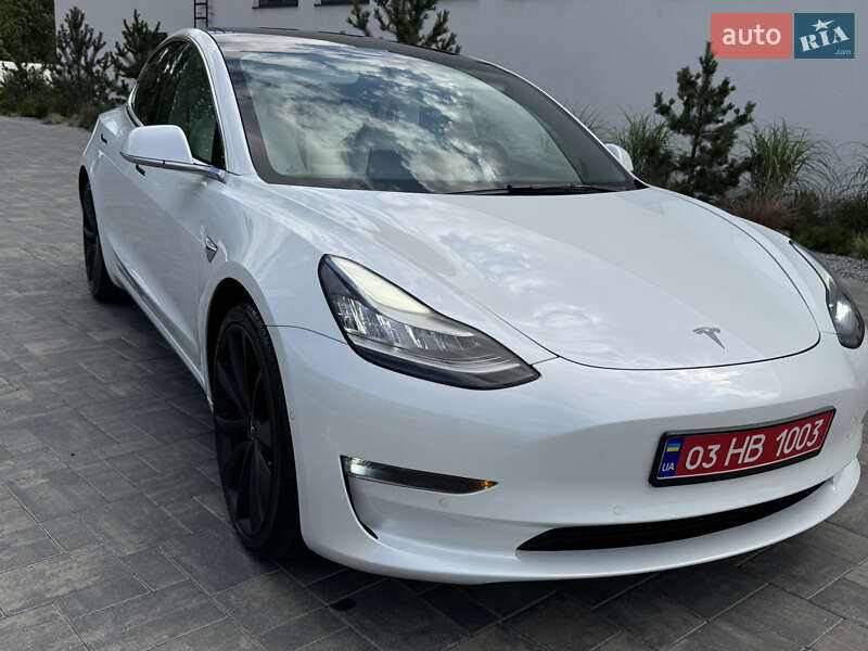 Седан Tesla Model 3 2019 в Луцке фото 13 Седан Tesla Model 3 2019 в Луцке
