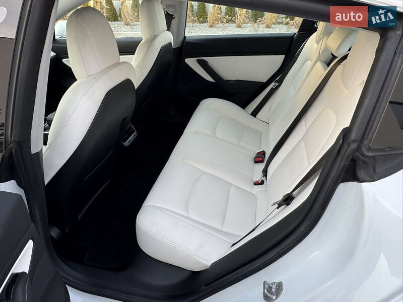 Седан Tesla Model 3 2019 в Луцке фото 31 Седан Tesla Model 3 2019 в Луцке