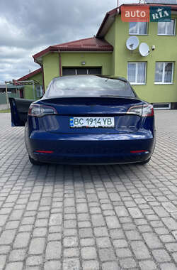 Седан Tesla Model 3 2018 в 