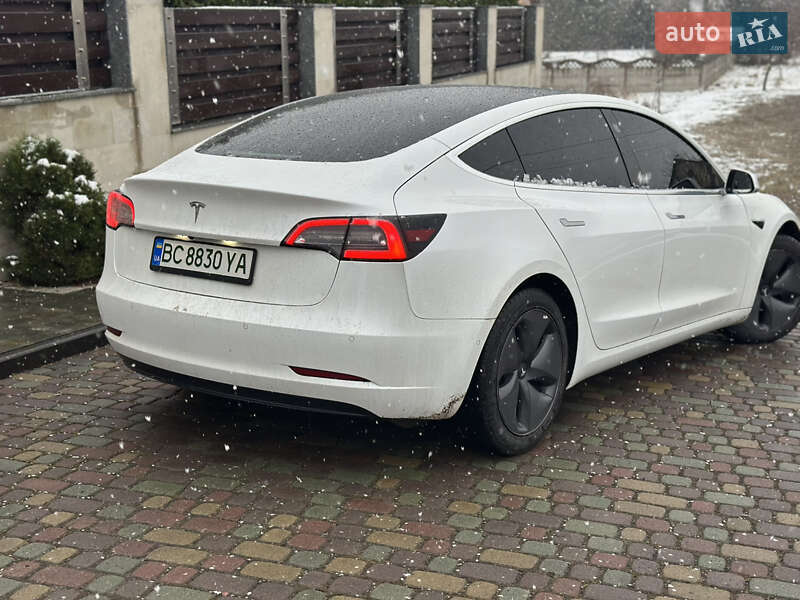 Седан Tesla Model 3 2019 в 