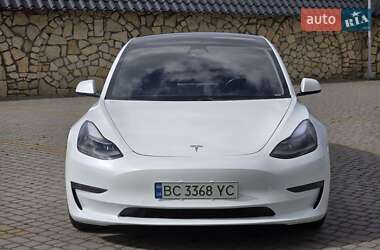 Седан Tesla Model 3 2021 в 