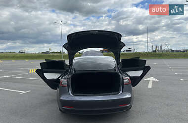 Седан Tesla Model 3 2018 в 